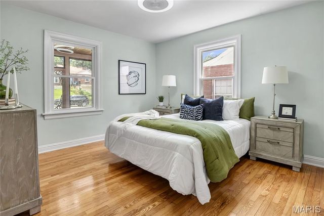 1545 Moore Place, University City, MO 63130