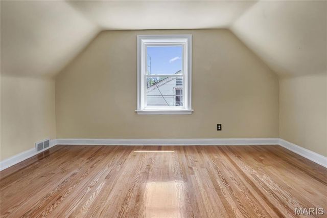 1545 Moore Place, University City, MO 63130