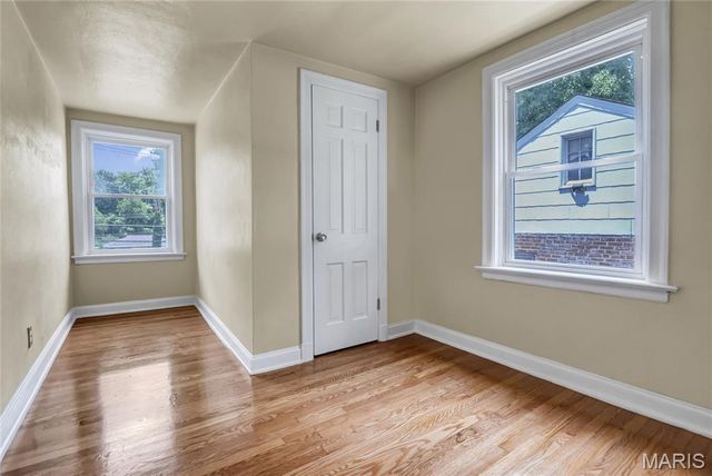 1545 Moore Place, University City, MO 63130
