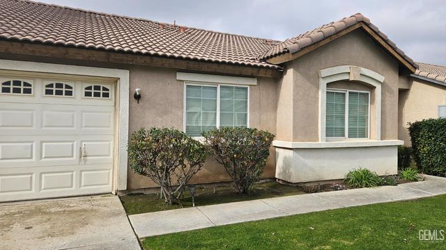 7917 Quest Street, Bakersfield, CA 93307