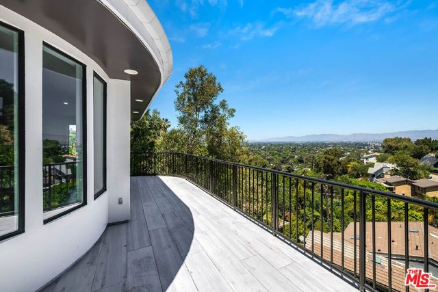 11411 Decente Court, Studio City (los Angeles), CA 91604