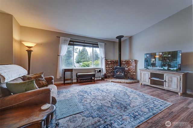 1841 NW Russell Street, Poulsbo, WA 98370