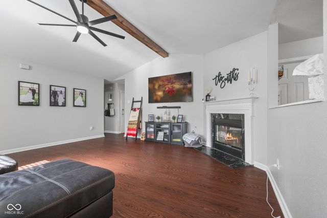 6412 Brooks Bend Boulevard, Indianapolis, IN 46237