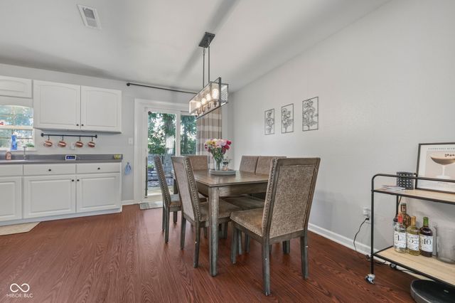 6412 Brooks Bend Boulevard, Indianapolis, IN 46237