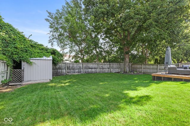 6412 Brooks Bend Boulevard, Indianapolis, IN 46237