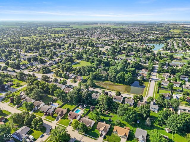6412 Brooks Bend Boulevard, Indianapolis, IN 46237