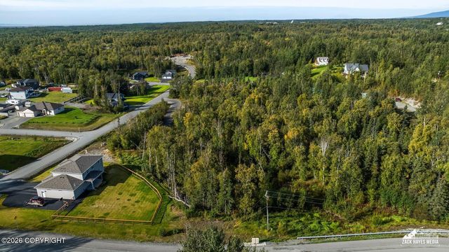 11901 E Kingdom Avenue, Palmer, AK 99645