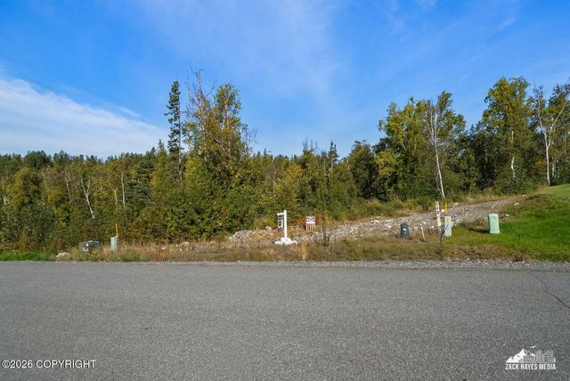 11901 E Kingdom Avenue, Palmer, AK 99645