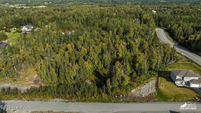 11901 E Kingdom Avenue, Palmer, AK 99645