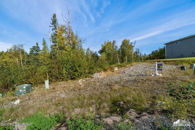 11901 E Kingdom Avenue, Palmer, AK 99645