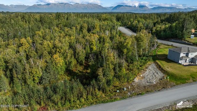 11901 E Kingdom Avenue, Palmer, AK 99645