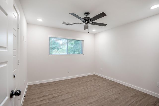 710 Thornwood, Shenandoah, TX 77381