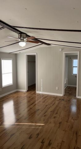 213 Orange St, Cleveland, TX 77327