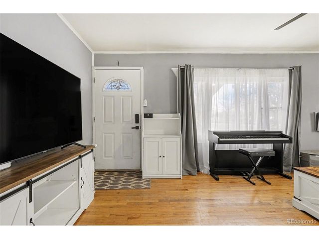 4974 Saint Paul St, Denver, CO 80216