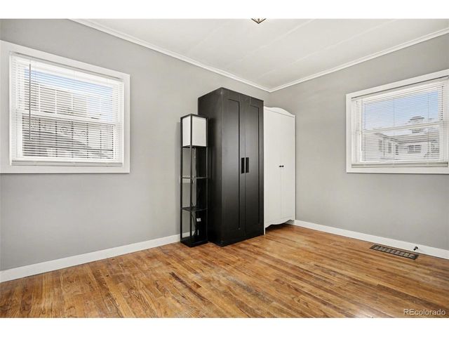 4974 Saint Paul St, Denver, CO 80216