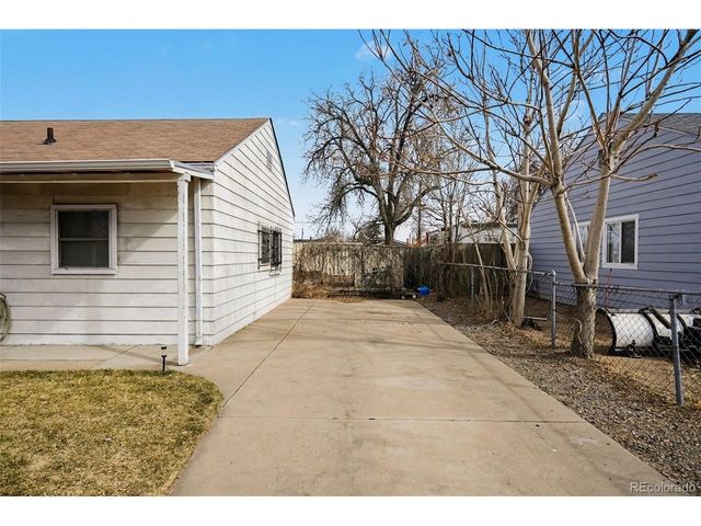 4974 Saint Paul St, Denver, CO 80216