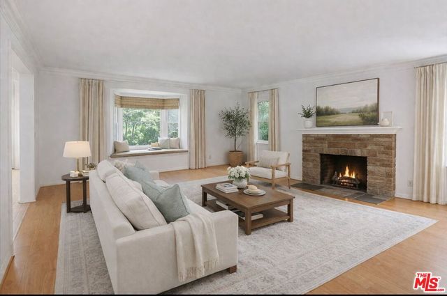 1111 Berkeley Street, Santa Monica, CA 90403