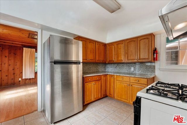 1111 Berkeley Street, Santa Monica, CA 90403