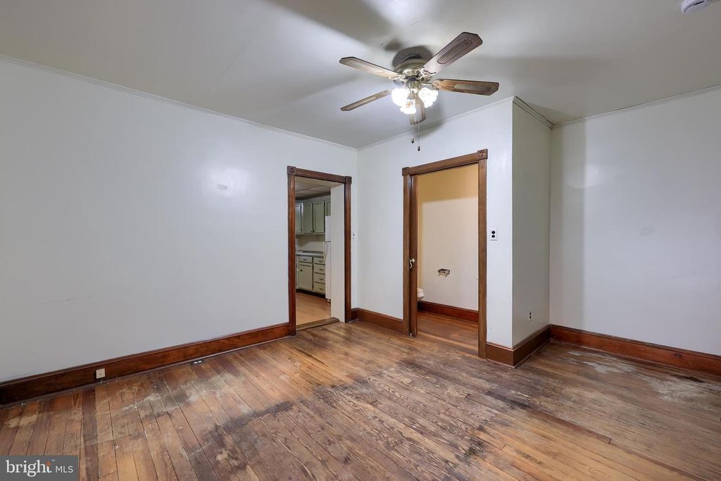 55 S 6TH AVE, Coatesville, PA 19320