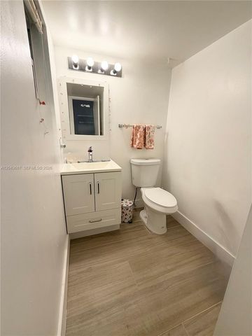8101 SW 24th Ct 405, Davie, FL 33324