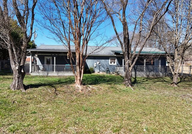 91 Hickory Street, Hayesville, NC 28904
