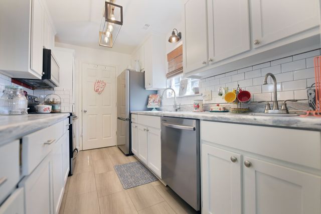 91 Hickory Street, Hayesville, NC 28904