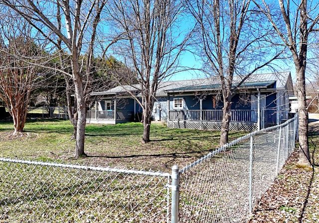 91 Hickory Street, Hayesville, NC 28904