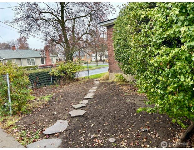 1004 Boyer Avenue, Walla Walla, WA 99362