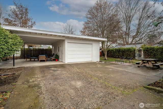 1004 Boyer Avenue, Walla Walla, WA 99362