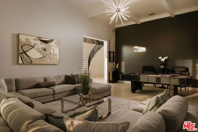 5474 Amber Circle, Calabasas, CA 91302