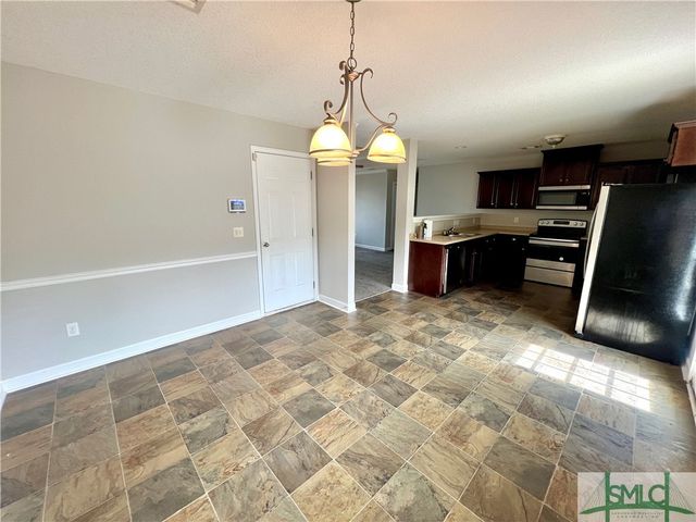 213 Augusta Way, Hinesville, GA 31313