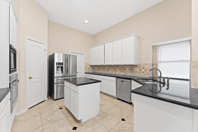 12526 Cherry Creek Bend Lane, Houston, TX 77041