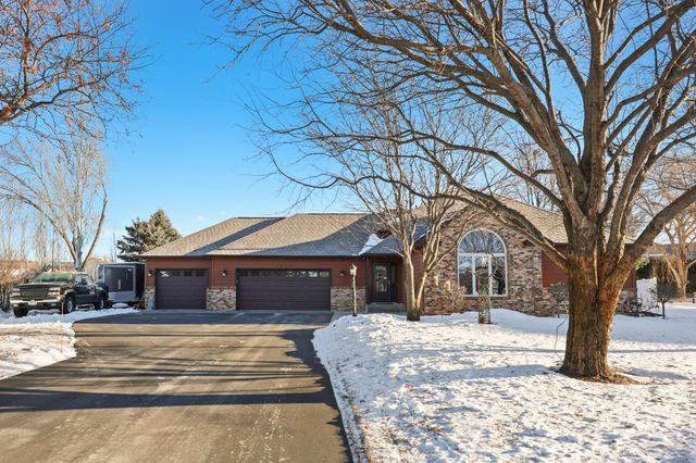 1820 Case Lane, Saint Cloud, MN 56303