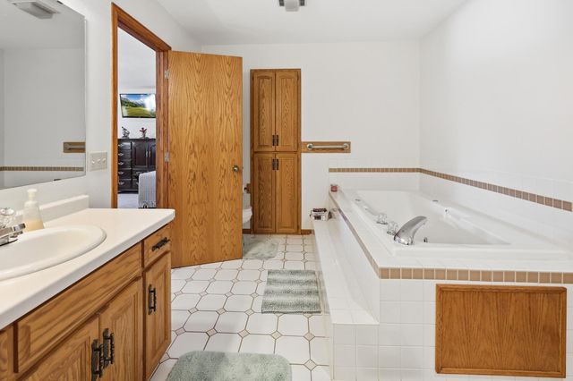 1820 Case Lane, Saint Cloud, MN 56303