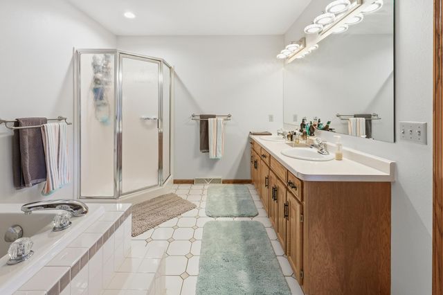 1820 Case Lane, Saint Cloud, MN 56303