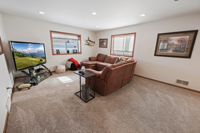 1820 Case Lane, Saint Cloud, MN 56303