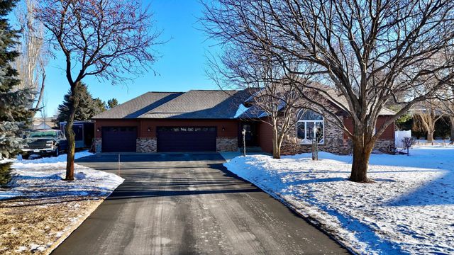 1820 Case Lane, Saint Cloud, MN 56303