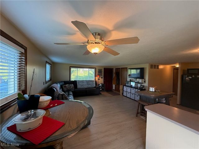 7771 Buckhorn Cove, Millersburg, OH 44654