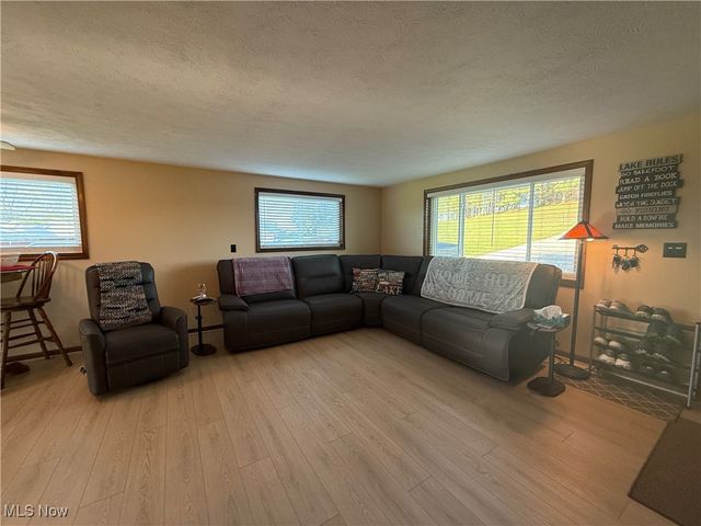 7771 Buckhorn Cove, Millersburg, OH 44654