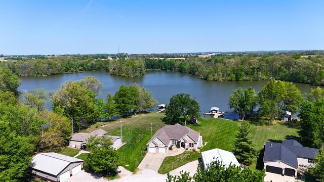 11608 Boggs West Circle, Loogootee, IN 47553