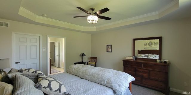 11608 Boggs West Circle, Loogootee, IN 47553