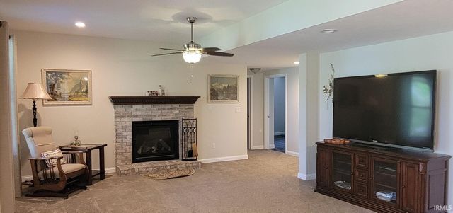 11608 Boggs West Circle, Loogootee, IN 47553