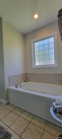 11608 Boggs West Circle, Loogootee, IN 47553
