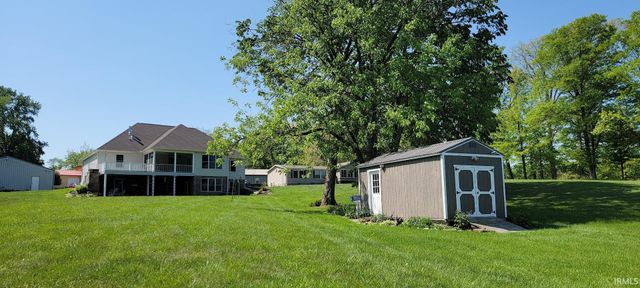 11608 Boggs West Circle, Loogootee, IN 47553