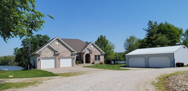 11608 Boggs West Circle, Loogootee, IN 47553