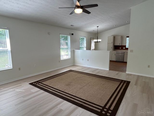 573 Hearthstone Court, Lebanon, OH 45036