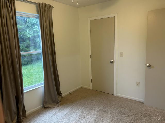 573 Hearthstone Court, Lebanon, OH 45036
