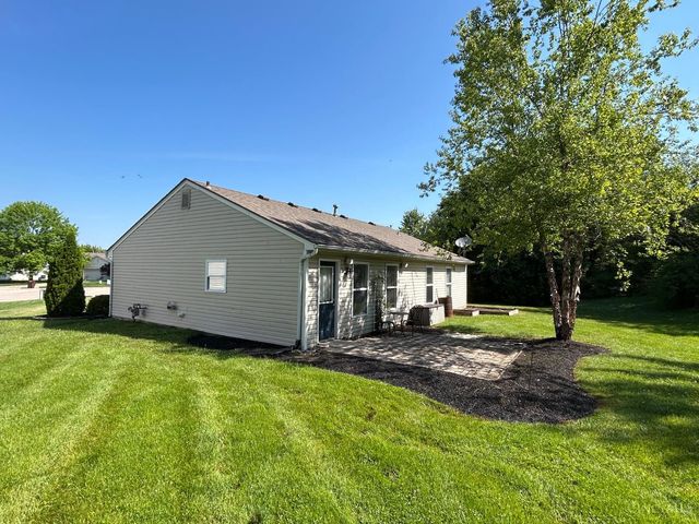 573 Hearthstone Court, Lebanon, OH 45036