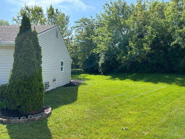 573 Hearthstone Court, Lebanon, OH 45036