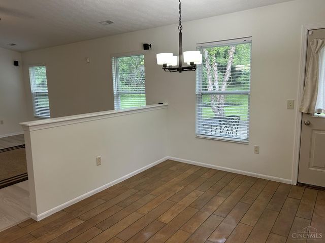 573 Hearthstone Court, Lebanon, OH 45036